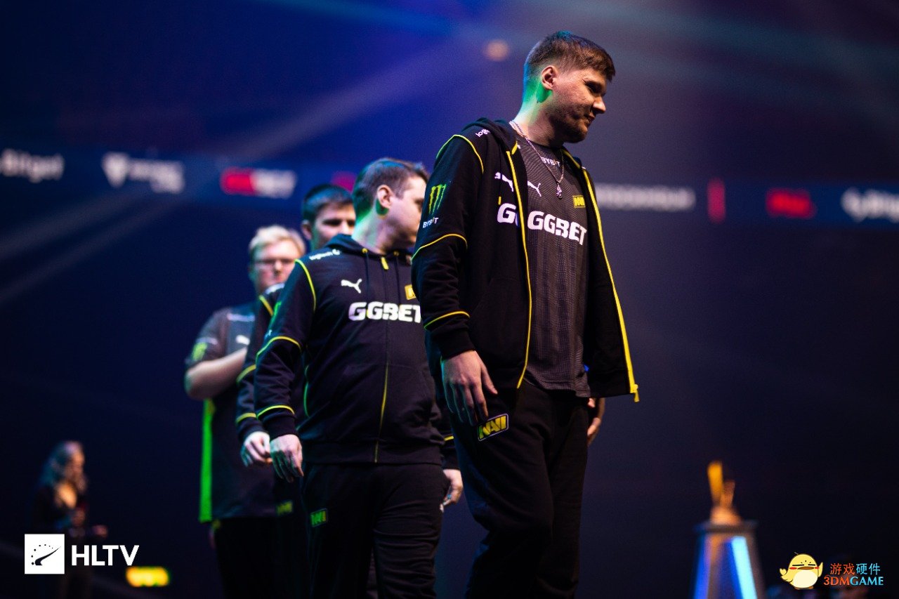 其间的团队 其间的团队