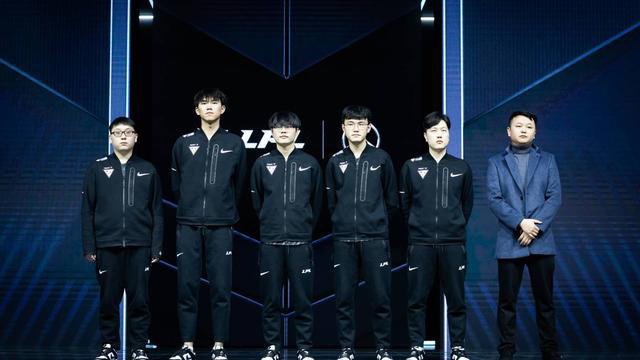 我可以帮你 我可以帮你